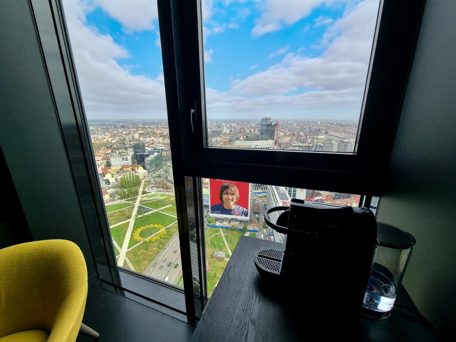 Skyline Solaria Milano Hotel Luaran gambar
